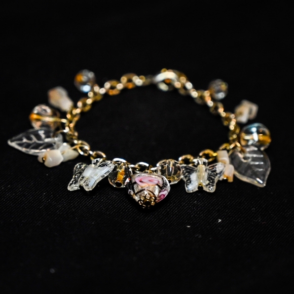 Charms and bracelet - Picture 3 of 6